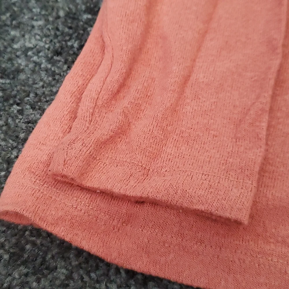 Orange sweater - Picture 2 of 7